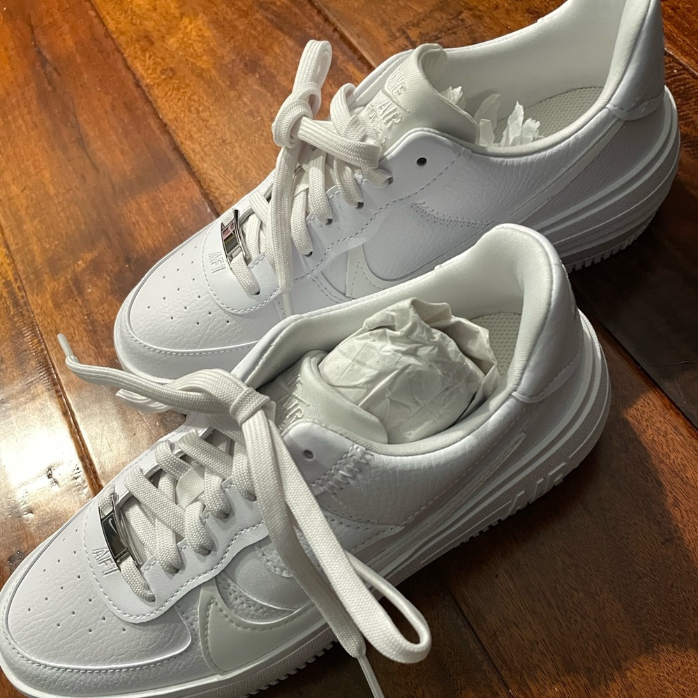 NEW Size 7.5 Woman’s Nike Air Force 1 White Platforms (2 AVAILABLE)